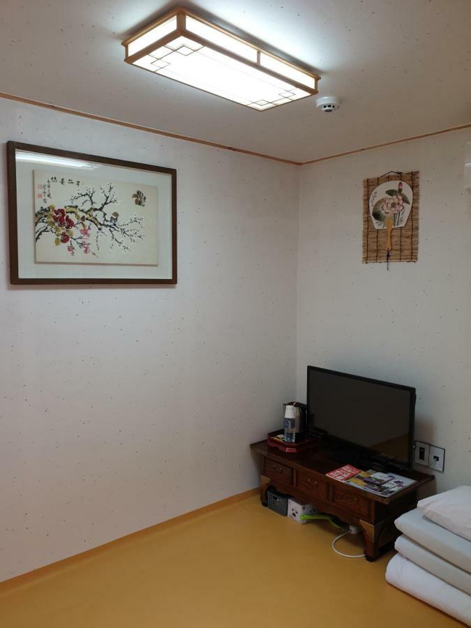 Hi Dongdaemun Hanok Rumah tetamu *